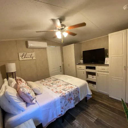 Your Own Cozy Tiny Home Austell Exterior photo